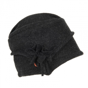 MAYSER | Cappello da donna Chelsea con applicazione floreale realizzato in 100% lana vergine