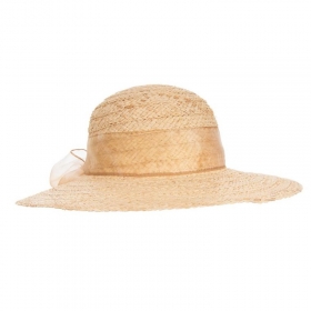 Cappello di rafia da donna - eleganza e stile