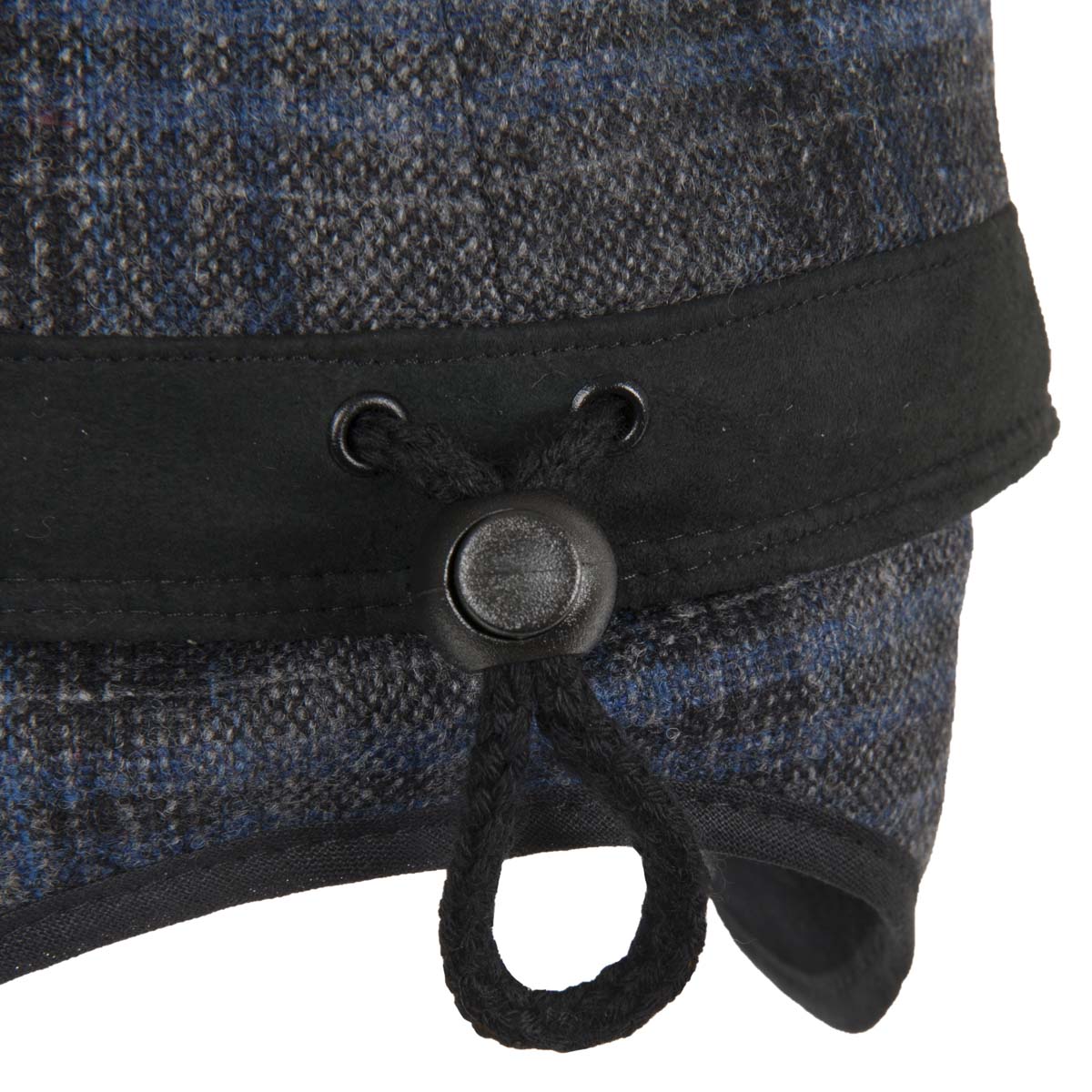 berretto in lana con visiera