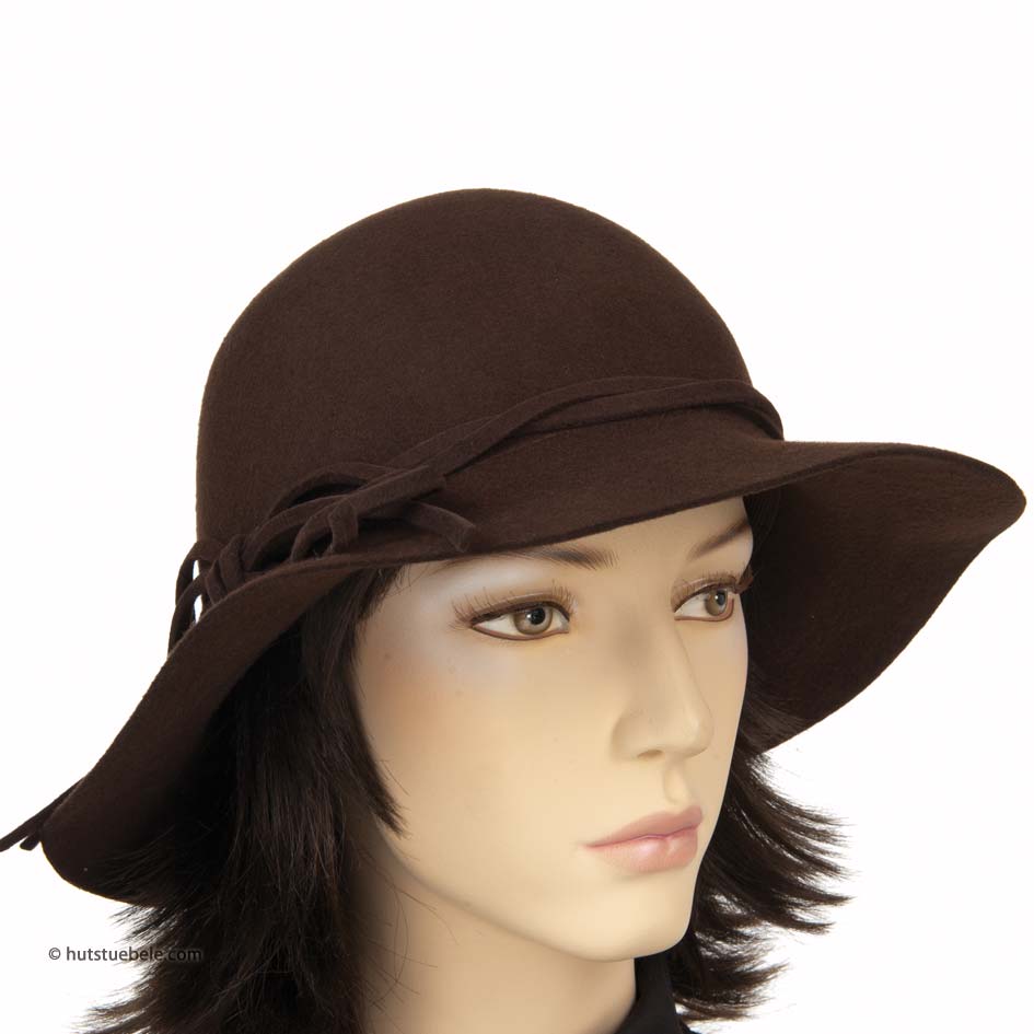 Chapeau avec visière de protection transparente amovible Reference : 10308 Chape Chapeau avec visière de protection transparente amovible Reference : 10308 Chape