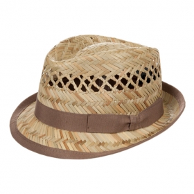 leggero e moderno, il nuovo cappello in paglia da uomo