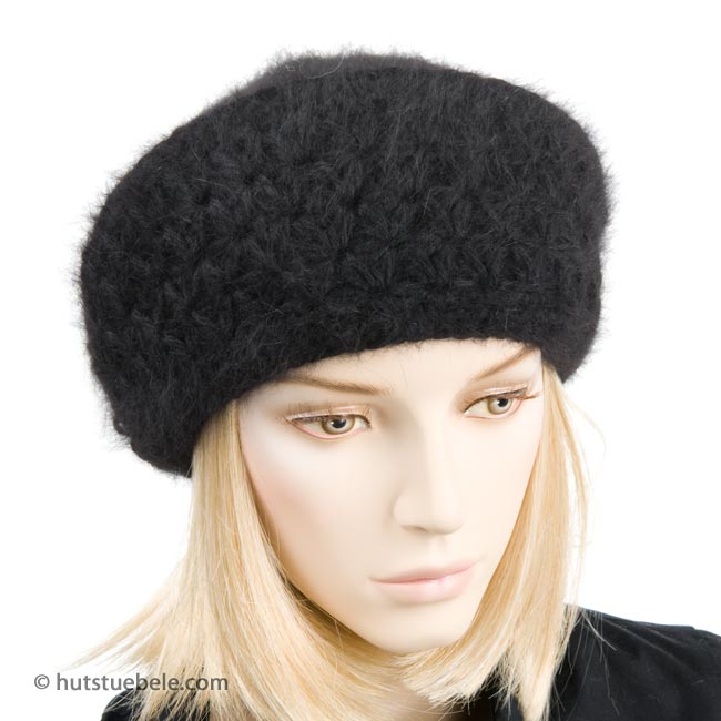 Cappello lavorato a mano in angora
