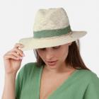 BARTS | Cappello di piume da donna lavorato a maglia in look bicolore verde chiaro